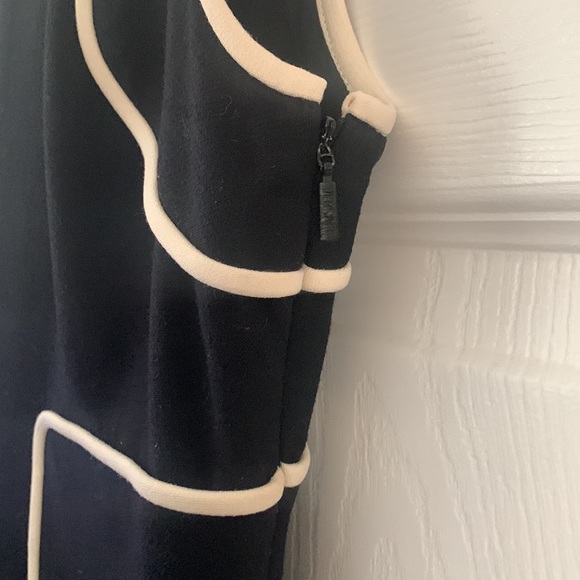 Versace Wool Knee-Length Dress with Cream Piping Detail - Picture 3 of 6